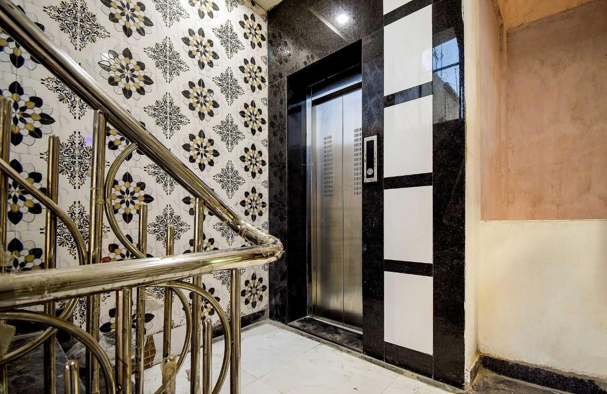 Oyo Flagship Mariyam Service Apartments 那格浦尔 外观 照片
